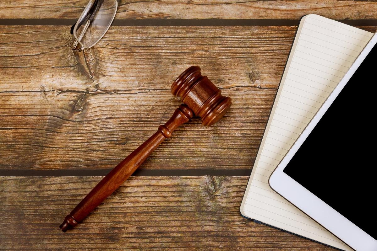 How to Conduct Debt Enforcement?