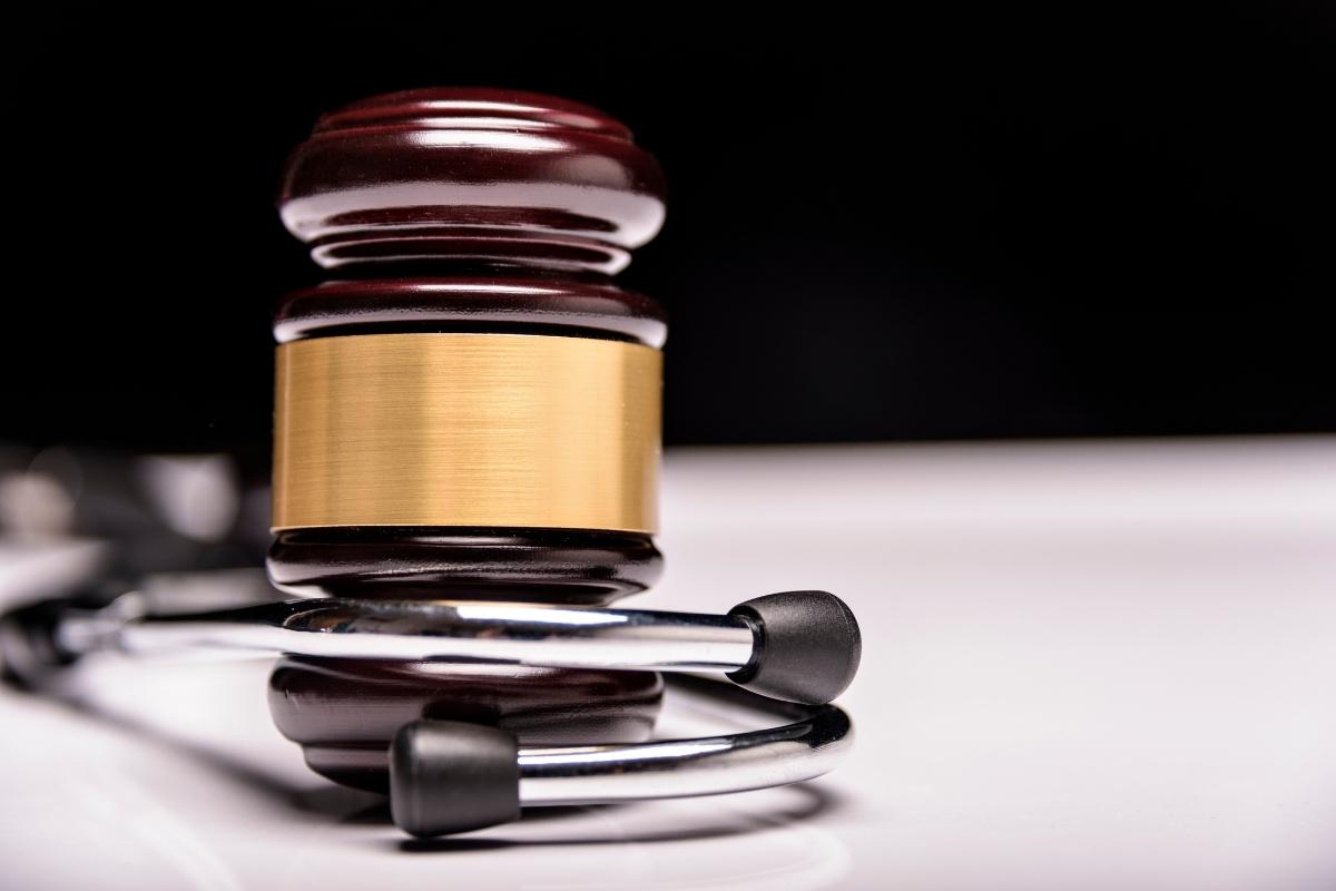 What is a Medical Malpractice Compensation Lawsuit? (Doctor's Error) Gürbüz Law  